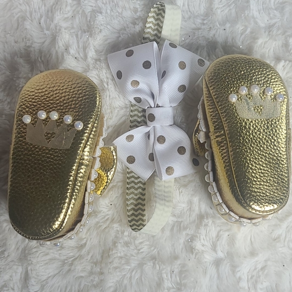 💟💟Baby shoe and headband.💟💟 - Picture 6 of 9